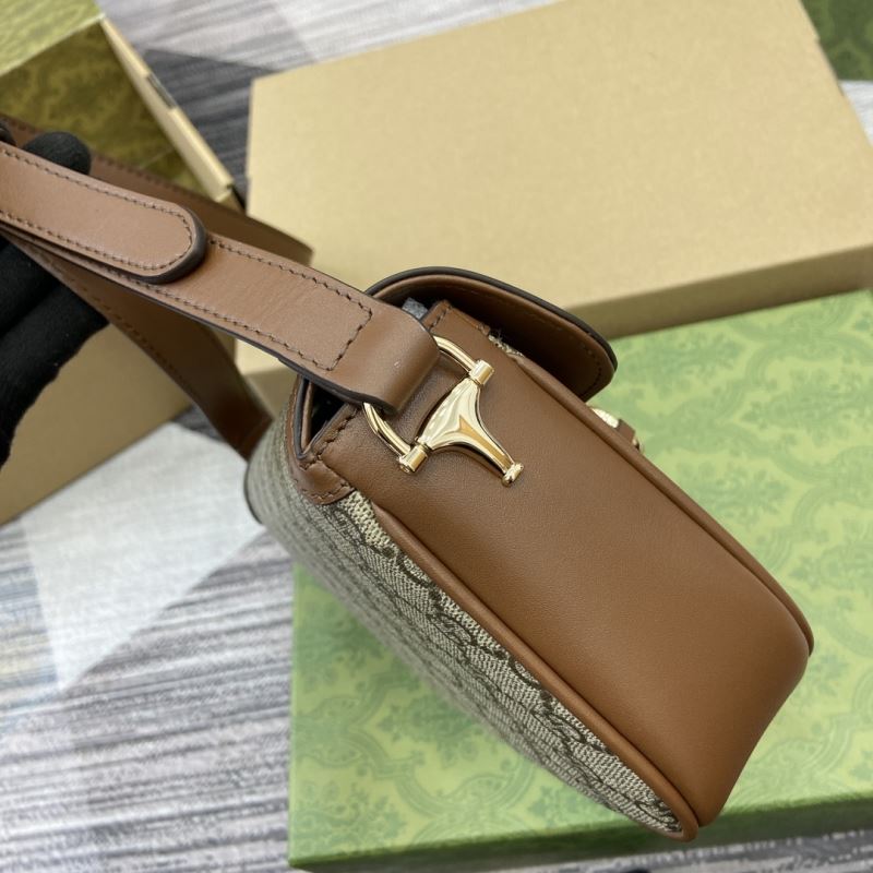 Gvc*1 horsebit bags